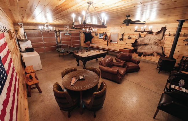 Grayling Gem Royal Stag Lodge - Photo 29