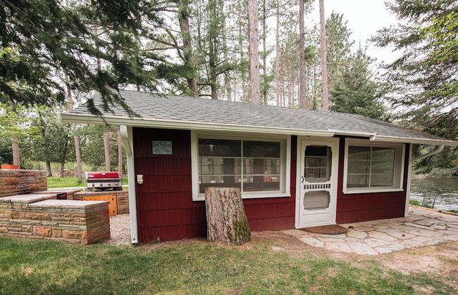 Grayling Gem Royal Stag Lodge - Photo 14