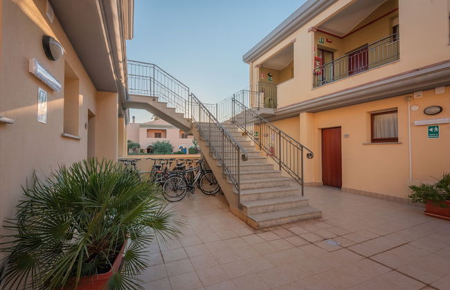 Stylish Residence Le Fontane 1 Bedroom Apartment Sleeps 2 Persons - Foto 1