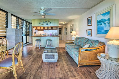 Photo 15 - Beachfront Lahaina Condo: Pool + Grill Access