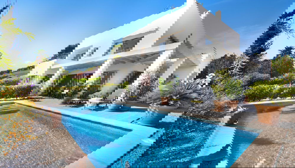 Primary image