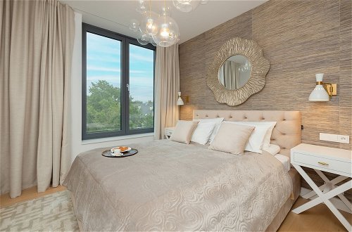 Foto 9 - Jantaris Apartment by Renters Prestige