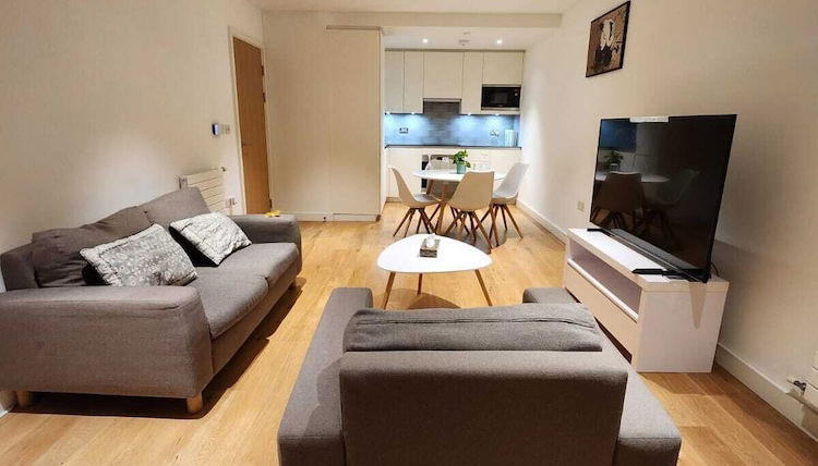 Foto 1 - Kaf Luxury 1 Apartment in Canning Town London