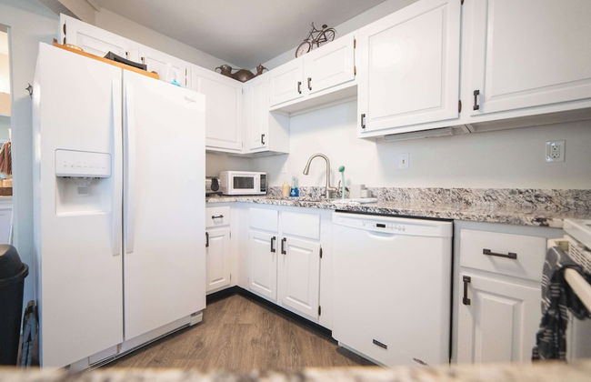 Windmill Cottage at Abbey Springs Near Lake & Shops! - Foto 8