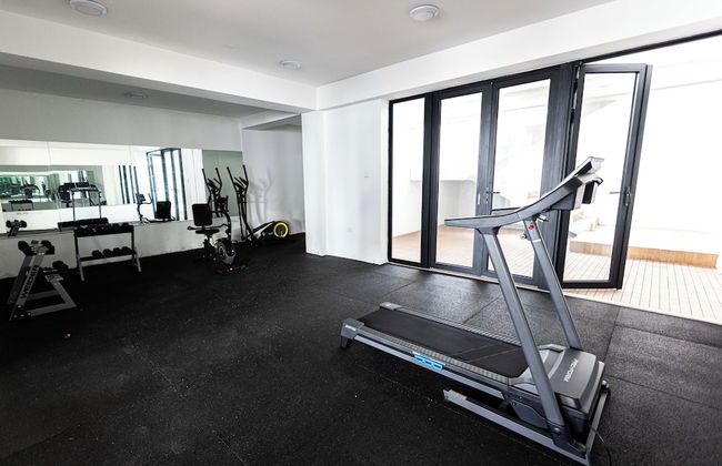 Paradise Bay Great View Luxury 2BR Condo - Photo 15