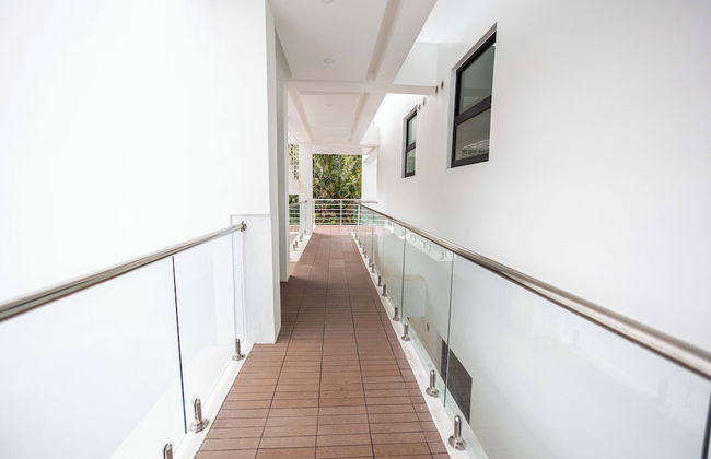 Paradise Bay Great View Luxury 2BR Condo - Photo 21