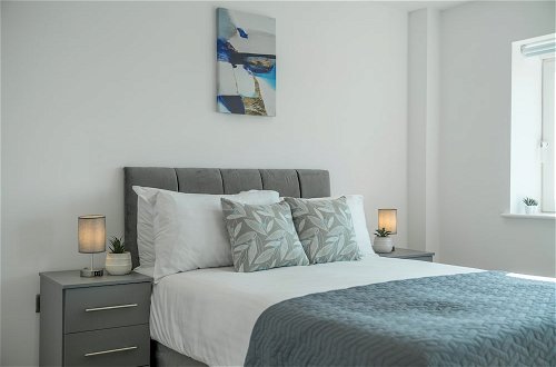 Photo 5 - Skyvillion - Woolwich 2-Bed Apartments