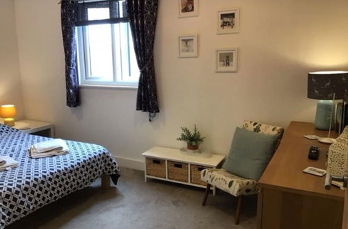 Photo 3 - Central Teignmouth - Sleeps 4 - Pets Allowed