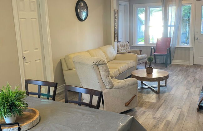 Myriad Fins Cottage and Marina - Foto 35