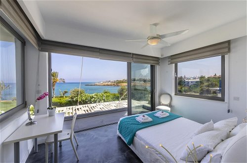 Foto 26 - Beachfront Dream Villa