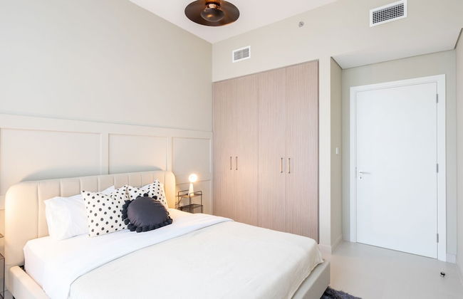 Aya - Elegant 1BR Apartment With Balcony and Creek Views - Foto 10
