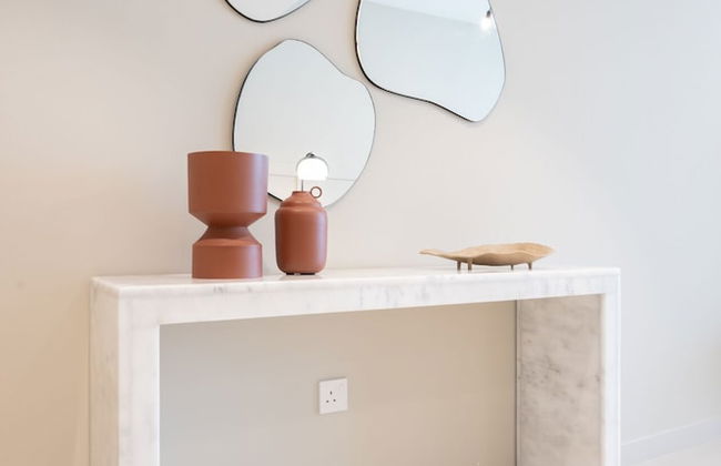Aya - Elegant 1BR Apartment With Balcony and Creek Views - Foto 17