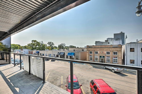 Photo 2 - Lake Norden Apartment w/ Spacious Balcony