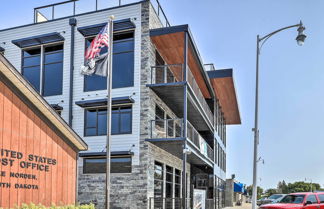 Photo 1 - Lake Norden Apartment w/ Spacious Balcony