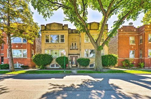 Photo 11 - Historic Oak Park Apartment Near Dtwn Chicago