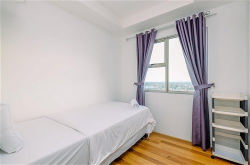 Photo 8 - Comfort And Nice 2Br At Belmont Residence Puri Apartment