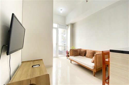 Photo 20 - Modern Look And Comfy 2Br Vasanta Innopark Apartment