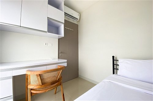 Photo 11 - Modern Look And Comfy 2Br Vasanta Innopark Apartment