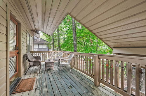 Photo 9 - Cozy Woodlands Townhome w/ Deck Near Market Street