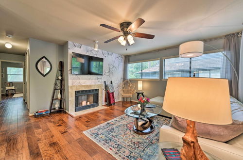 Photo 13 - Cozy Woodlands Townhome w/ Deck Near Market Street