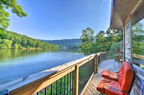 Foto 17 - Tenn River Cabin W/hot Tub - 10 Mi to Chattanooga