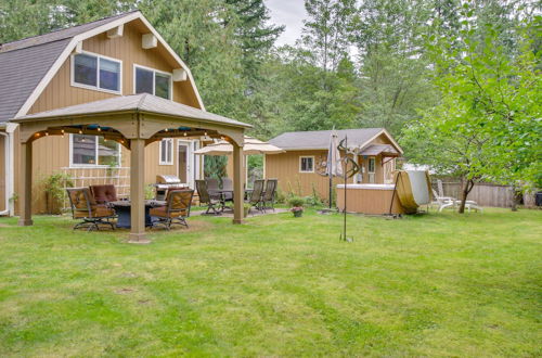 Photo 29 - Owls Nest - Cozy Cabin w/ Hot Tub & Fireplace