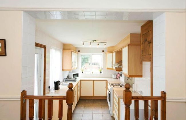 2-bed 2- Bath Cottage Half Price Monthly Booking - Photo 6