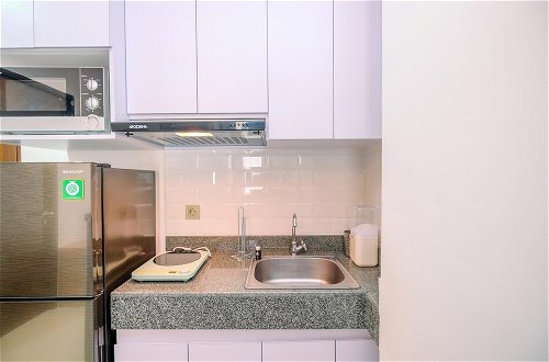 Photo 10 - Best Homey 2Br At Transpark Cibubur Apartment