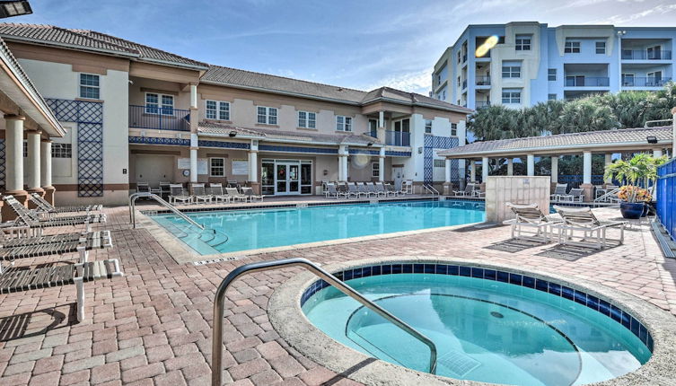 Foto 1 - Coastal Penthouse: Steps to New Smyrna Beach