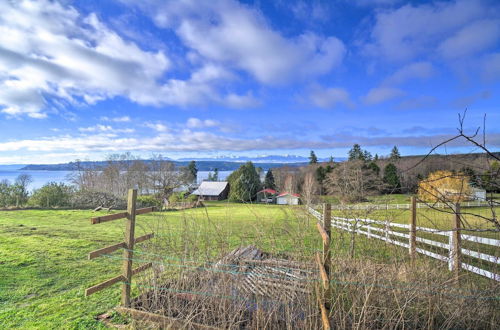 Foto 18 - Breathtaking Port Ludlow Home w/ Deck & Yard