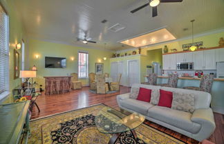 Foto 1 - Charming Defuniak Apartment in Historic Dtwn