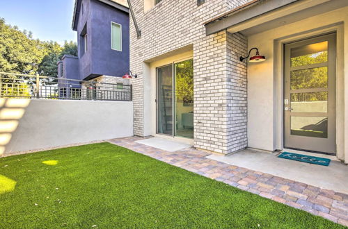 Photo 33 - New-build Chandler Townhome: Pool & Hot Tub Access