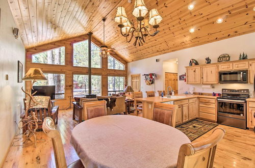 Photo 10 - Comfy Pinetop-lakeside Cabin w/ Horse Corral