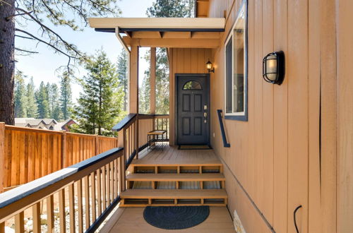 Photo 26 - Updated Lake Almanor Retreat w/ Dock Access