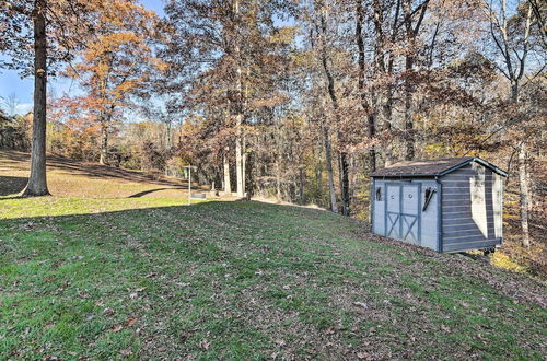 Photo 31 - Luxe Dog-friendly Cabin w/ Hot Tub & Game Room