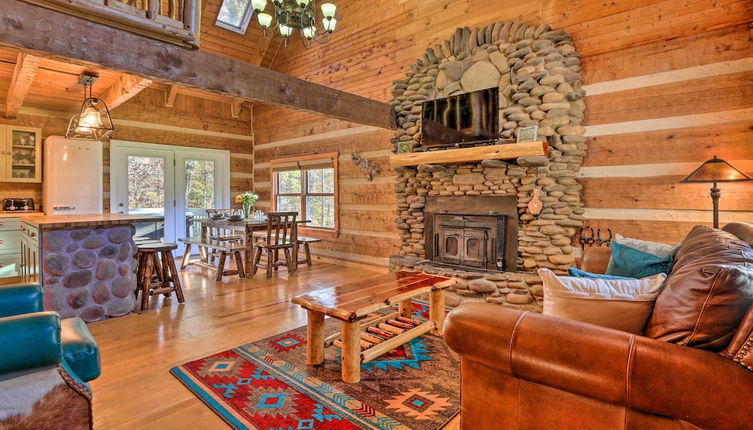 Photo 1 - Luxe Dog-friendly Cabin w/ Hot Tub & Game Room