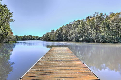 Foto 22 - Hocking Hills Lake Gem w/ Hot Tub, Dock, 100 Acres