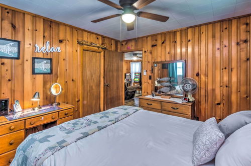 Photo 25 - Cozy Kentucky Cabin w/ Sunroom, Yard & Views