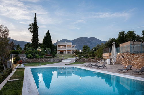 Photo 47 - Eretria Luxurious Seafront Villa