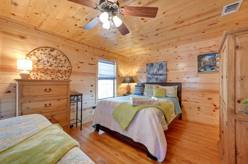 Photo 14 - Broken Bow Cabin w/ Hot Tub & Fire Pit