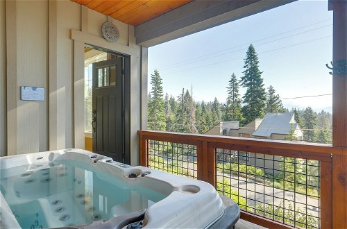 Foto 36 - Stunning Luxury Cabin W/lake Tahoe Views & Hot Tub