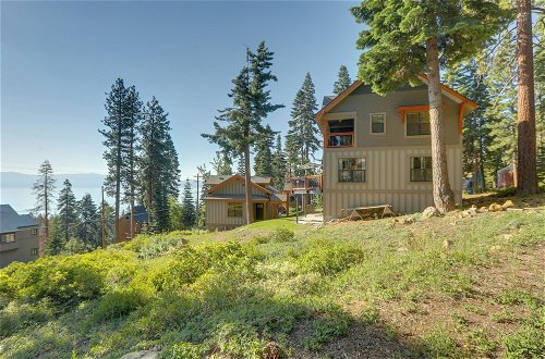 Foto 29 - Stunning Luxury Cabin W/lake Tahoe Views & Hot Tub