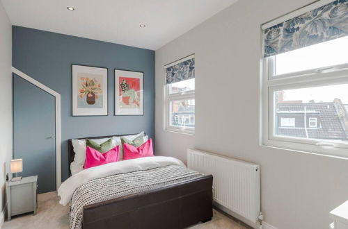 Foto 13 - Stunning 3 bed Flat in the Heart of West Hampstead