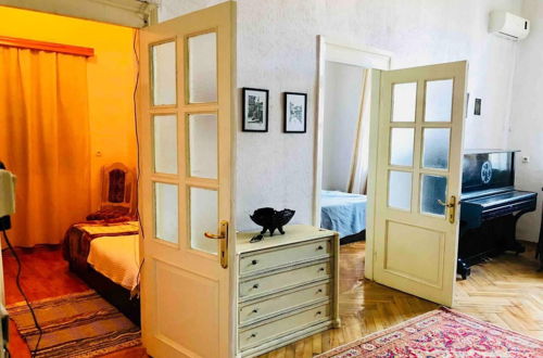 Photo 3 - Impeccable 2-bed Apartment in Central Tbilisi