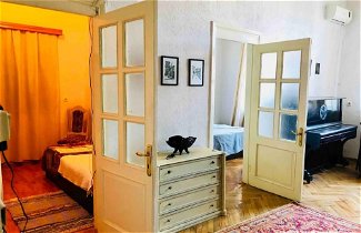 Foto 3 - Impeccable 2-bed Apartment in Central Tbilisi