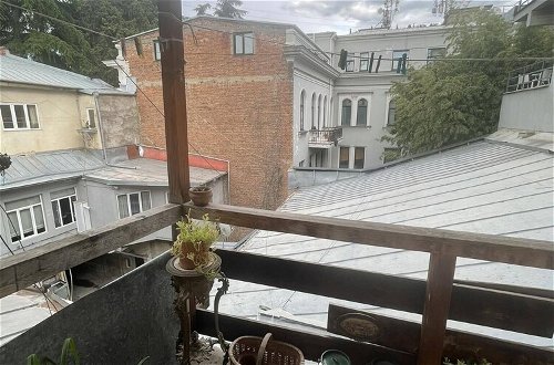 Foto 21 - Impeccable 2-bed Apartment in Central Tbilisi