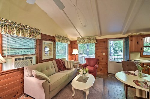 Foto 4 - 'pine Cottage' Duplex w/ Deck: Walk to State Park