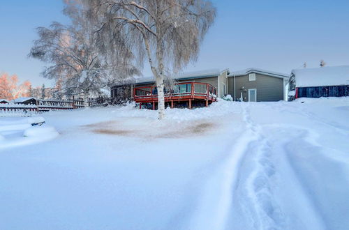 Photo 25 - Lakefront Fairbanks Home w/ Private Beach