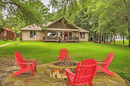 Photo 1 - Eustace Lakefront House w/ Private Dock + Views