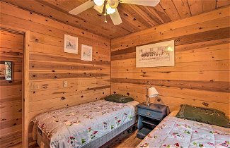 Foto 3 - Pinetop Cabin + Deck & Treehouse: Hike & Golf